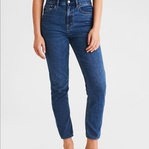 AE mom jeans size 10